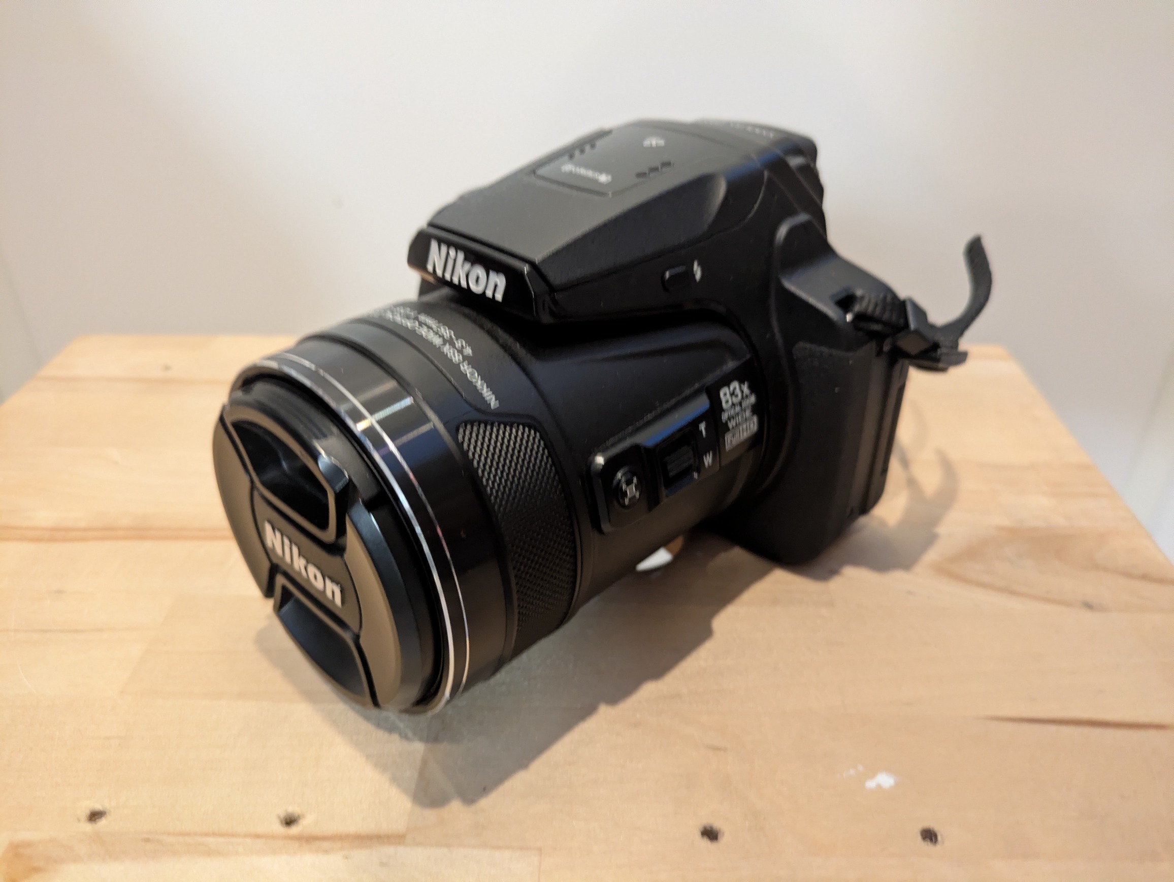 Kamera Nikon P900